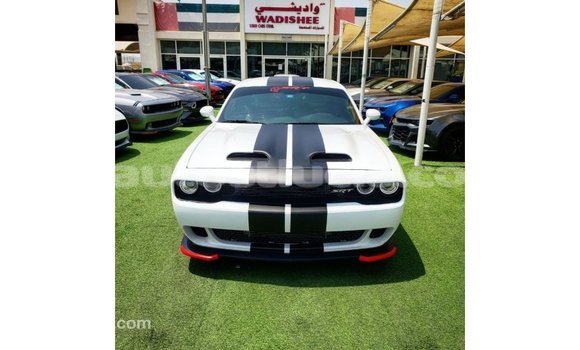 Buy Import Dodge Challenger White Car in Import - Dubai in Anse-la-Raye Buy Import Dodge Challenger White Car in Import - Dubai in Anse-la-Raye