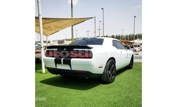 Buy Import Dodge Challenger White Car in Import - Dubai in Anse-la-Raye Buy Import Dodge Challenger White Car in Import - Dubai in Anse-la-Raye