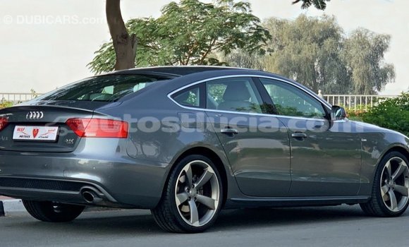 Buy Import Audi 100 Other Car in Import - Dubai in Anse-la-Raye Buy Import Audi 100 Other Car in Import - Dubai in Anse-la-Raye