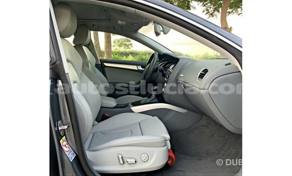 Buy Import Audi 100 Other Car in Import - Dubai in Anse-la-Raye Buy Import Audi 100 Other Car in Import - Dubai in Anse-la-Raye