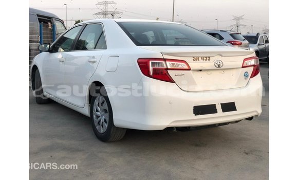 Buy Import Toyota Camry White Car in Import - Dubai in Anse-la-Raye Buy Import Toyota Camry White Car in Import - Dubai in Anse-la-Raye