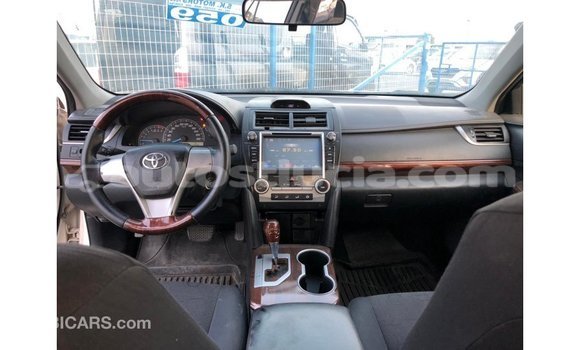 Buy Import Toyota Camry White Car in Import - Dubai in Anse-la-Raye Buy Import Toyota Camry White Car in Import - Dubai in Anse-la-Raye