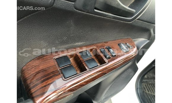 Buy Import Toyota Camry White Car in Import - Dubai in Anse-la-Raye Buy Import Toyota Camry White Car in Import - Dubai in Anse-la-Raye