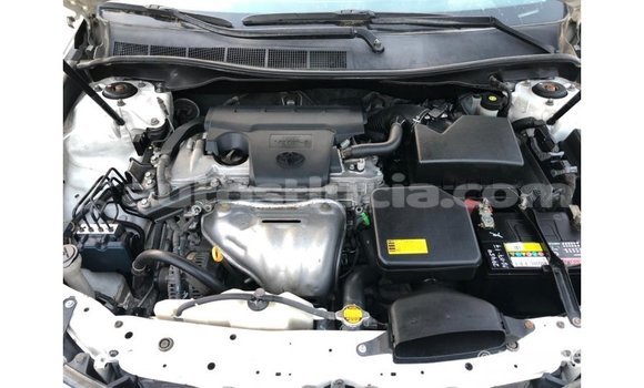 Buy Import Toyota Camry White Car in Import - Dubai in Anse-la-Raye Buy Import Toyota Camry White Car in Import - Dubai in Anse-la-Raye