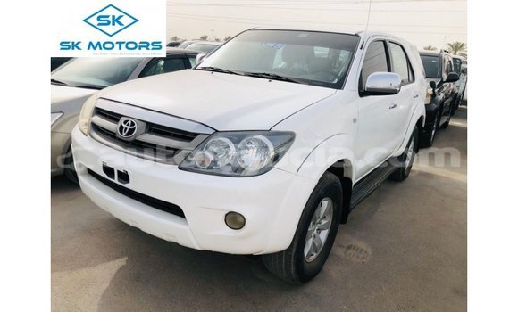 Buy Import Toyota Fortuner White Car in Import - Dubai in Anse-la-Raye Buy Import Toyota Fortuner White Car in Import - Dubai in Anse-la-Raye