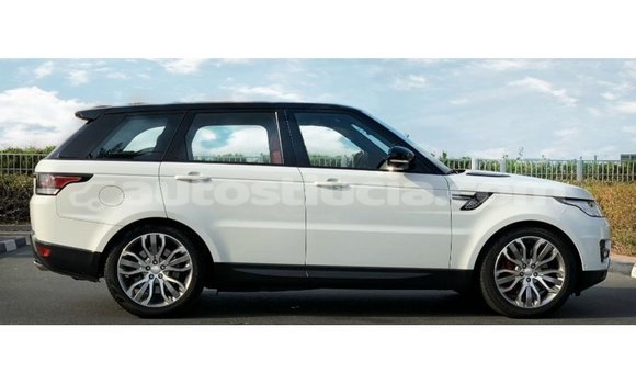 Buy Import Land Rover Range Rover White Car in Import - Dubai in Anse-la-Raye Buy Import Land Rover Range Rover White Car in Import - Dubai in Anse-la-Raye