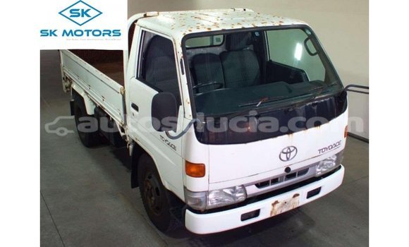 Buy Import Toyota Dyna White Car in Import - Dubai in Anse-la-Raye
