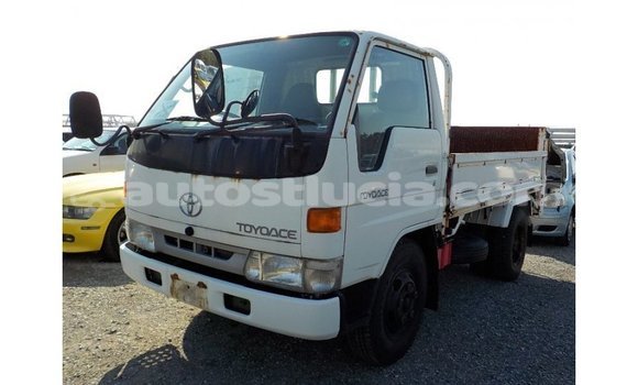 Buy Import Toyota Dyna White Car in Import - Dubai in Anse-la-Raye Buy Import Toyota Dyna White Car in Import - Dubai in Anse-la-Raye