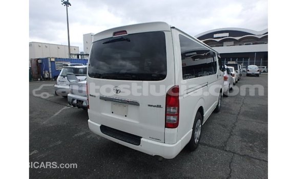 Buy Import Toyota Hiace White Car in Import - Dubai in Anse-la-Raye Buy Import Toyota Hiace White Car in Import - Dubai in Anse-la-Raye