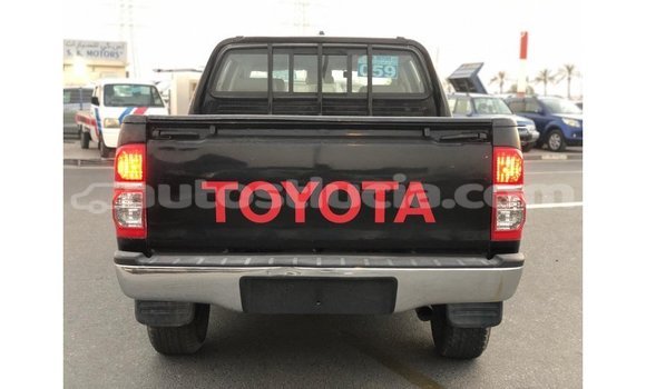 Buy Import Toyota Hilux Black Car in Import - Dubai in Anse-la-Raye Buy Import Toyota Hilux Black Car in Import - Dubai in Anse-la-Raye