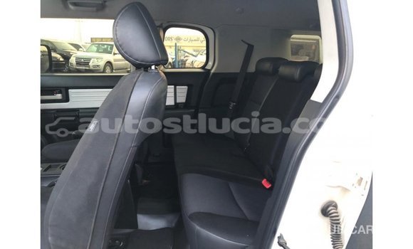 Buy Import Toyota FJ Cruiser White Car in Import - Dubai in Anse-la-Raye Buy Import Toyota FJ Cruiser White Car in Import - Dubai in Anse-la-Raye