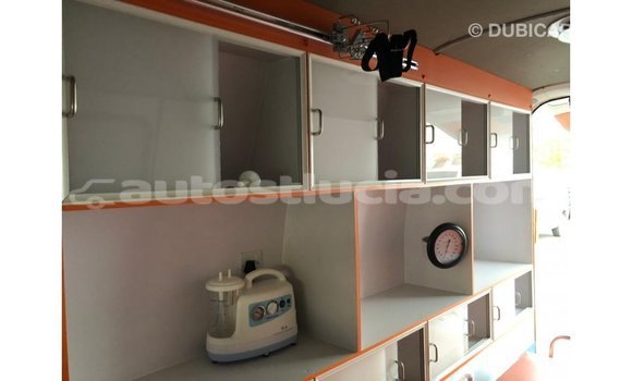 Buy Import Toyota Hiace White Car in Import - Dubai in Anse-la-Raye Buy Import Toyota Hiace White Car in Import - Dubai in Anse-la-Raye