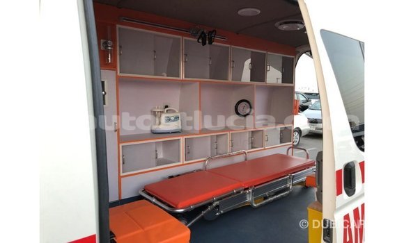 Buy Import Toyota Hiace White Car in Import - Dubai in Anse-la-Raye Buy Import Toyota Hiace White Car in Import - Dubai in Anse-la-Raye