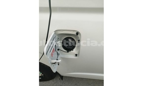 Buy Import Toyota Hiace White Car in Import - Dubai in Anse-la-Raye Buy Import Toyota Hiace White Car in Import - Dubai in Anse-la-Raye