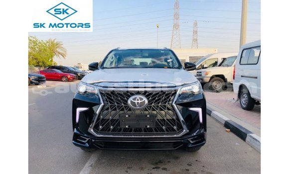 Buy Import Toyota Fortuner Black Car in Import - Dubai in Anse-la-Raye Buy Import Toyota Fortuner Black Car in Import - Dubai in Anse-la-Raye