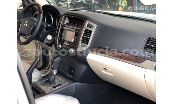 Buy Import Mitsubishi Pajero Other Car in Import - Dubai in Anse-la-Raye Buy Import Mitsubishi Pajero Other Car in Import - Dubai in Anse-la-Raye