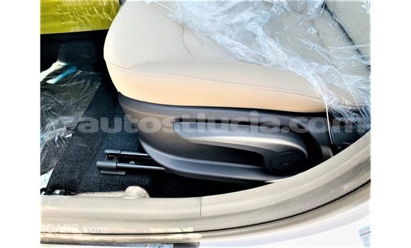 Buy Import Hyundai Elantra White Car in Import - Dubai in Anse-la-Raye Buy Import Hyundai Elantra White Car in Import - Dubai in Anse-la-Raye