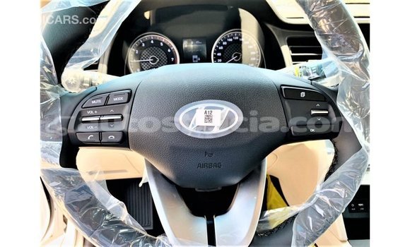 Buy Import Hyundai Elantra White Car in Import - Dubai in Anse-la-Raye Buy Import Hyundai Elantra White Car in Import - Dubai in Anse-la-Raye