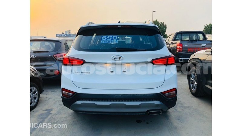 Big with watermark hyundai santa fe anse la raye import dubai 3461
