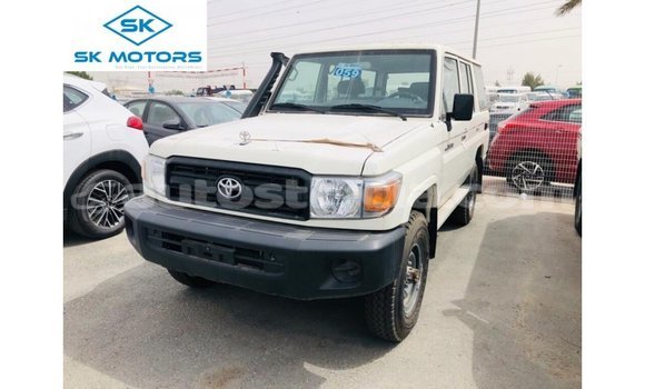 Buy Import Toyota Land Cruiser White Car in Import - Dubai in Anse-la-Raye Buy Import Toyota Land Cruiser White Car in Import - Dubai in Anse-la-Raye