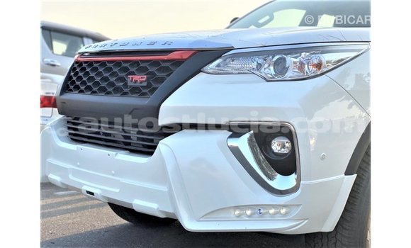 Buy Import Toyota Fortuner White Car in Import - Dubai in Anse-la-Raye Buy Import Toyota Fortuner White Car in Import - Dubai in Anse-la-Raye