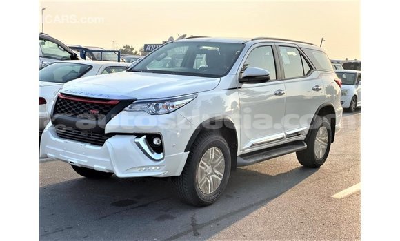 Buy Import Toyota Fortuner White Car in Import - Dubai in Anse-la-Raye Buy Import Toyota Fortuner White Car in Import - Dubai in Anse-la-Raye