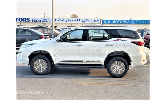 Buy Import Toyota Fortuner White Car in Import - Dubai in Anse-la-Raye Buy Import Toyota Fortuner White Car in Import - Dubai in Anse-la-Raye