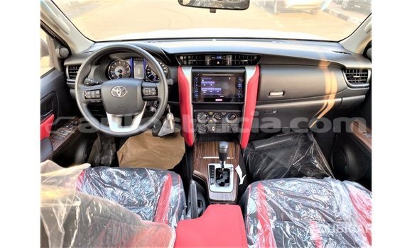 Buy Import Toyota Fortuner White Car in Import - Dubai in Anse-la-Raye Buy Import Toyota Fortuner White Car in Import - Dubai in Anse-la-Raye