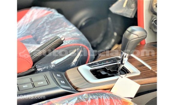 Buy Import Toyota Fortuner White Car in Import - Dubai in Anse-la-Raye Buy Import Toyota Fortuner White Car in Import - Dubai in Anse-la-Raye