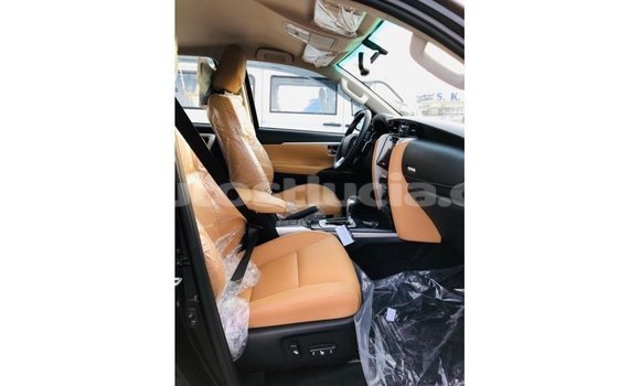 Buy Import Toyota Fortuner Black Car in Import - Dubai in Anse-la-Raye Buy Import Toyota Fortuner Black Car in Import - Dubai in Anse-la-Raye