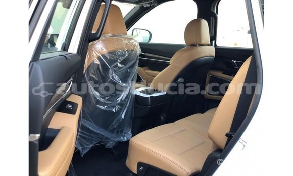 Buy Import Kia Rio White Car in Import - Dubai in Anse-la-Raye Buy Import Kia Rio White Car in Import - Dubai in Anse-la-Raye