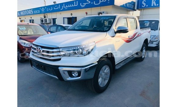 Buy Import Toyota Hilux White Car in Import - Dubai in Anse-la-Raye Buy Import Toyota Hilux White Car in Import - Dubai in Anse-la-Raye