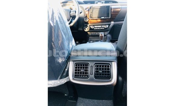 Buy Import Toyota Hilux White Car in Import - Dubai in Anse-la-Raye Buy Import Toyota Hilux White Car in Import - Dubai in Anse-la-Raye