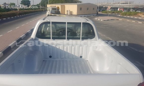 Buy Import Mitsubishi L200 White Car in Import - Dubai in Anse-la-Raye Buy Import Mitsubishi L200 White Car in Import - Dubai in Anse-la-Raye