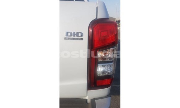Buy Import Mitsubishi L200 White Car in Import - Dubai in Anse-la-Raye Buy Import Mitsubishi L200 White Car in Import - Dubai in Anse-la-Raye