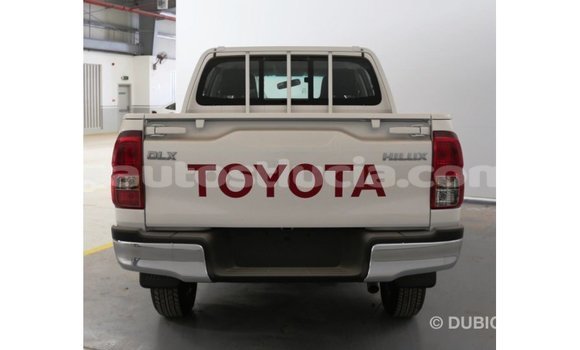 Buy Import Toyota Hilux White Car in Import - Dubai in Anse-la-Raye Buy Import Toyota Hilux White Car in Import - Dubai in Anse-la-Raye