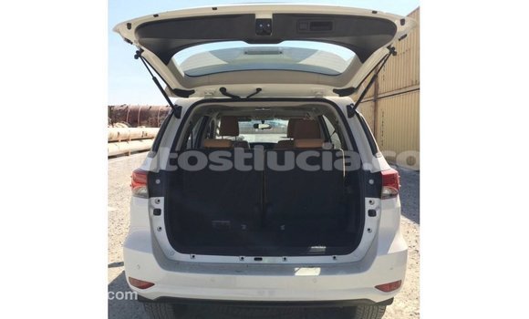 Buy Import Toyota Fortuner White Car in Import - Dubai in Anse-la-Raye Buy Import Toyota Fortuner White Car in Import - Dubai in Anse-la-Raye