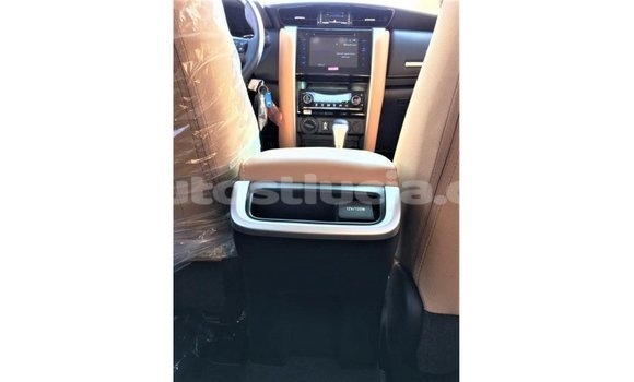 Buy Import Toyota Fortuner White Car in Import - Dubai in Anse-la-Raye Buy Import Toyota Fortuner White Car in Import - Dubai in Anse-la-Raye