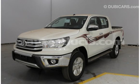 Buy Import Toyota Hilux White Car in Import - Dubai in Anse-la-Raye Buy Import Toyota Hilux White Car in Import - Dubai in Anse-la-Raye