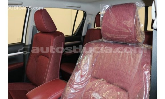 Buy Import Toyota Hilux White Car in Import - Dubai in Anse-la-Raye Buy Import Toyota Hilux White Car in Import - Dubai in Anse-la-Raye