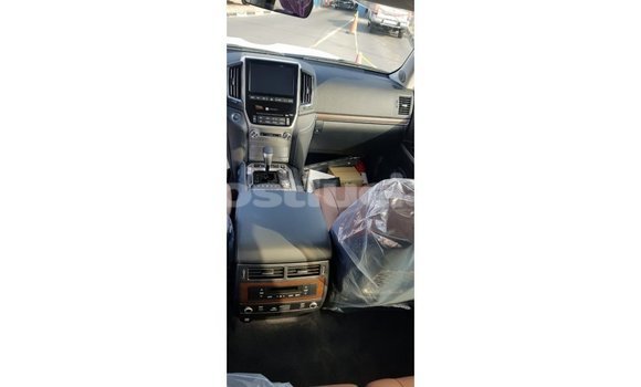 Buy Import Toyota Land Cruiser Black Car in Import - Dubai in Anse-la-Raye Buy Import Toyota Land Cruiser Black Car in Import - Dubai in Anse-la-Raye