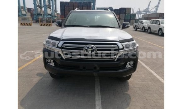 Buy Import Toyota Land Cruiser Black Car in Import - Dubai in Anse-la-Raye