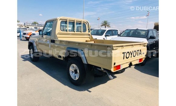Buy Import Toyota Land Cruiser Beige Car in Import - Dubai in Anse-la-Raye Buy Import Toyota Land Cruiser Beige Car in Import - Dubai in Anse-la-Raye