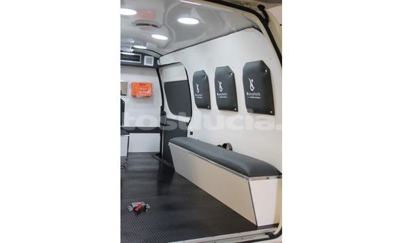 Buy Import Toyota Hiace White Car in Import - Dubai in Anse-la-Raye Buy Import Toyota Hiace White Car in Import - Dubai in Anse-la-Raye