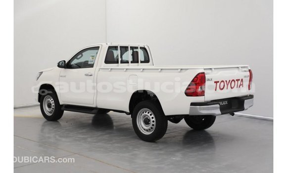 Buy Import Toyota Hilux White Car in Import - Dubai in Anse-la-Raye Buy Import Toyota Hilux White Car in Import - Dubai in Anse-la-Raye