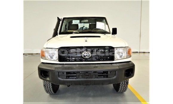 Buy Import Toyota Land Cruiser White Car in Import - Dubai in Anse-la-Raye Buy Import Toyota Land Cruiser White Car in Import - Dubai in Anse-la-Raye