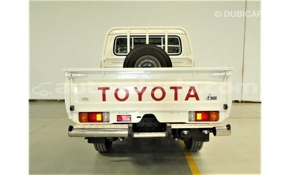 Buy Import Toyota Land Cruiser White Car in Import - Dubai in Anse-la-Raye Buy Import Toyota Land Cruiser White Car in Import - Dubai in Anse-la-Raye