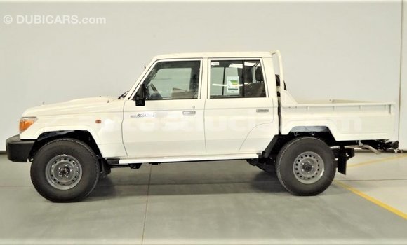 Buy Import Toyota Land Cruiser White Car in Import - Dubai in Anse-la-Raye Buy Import Toyota Land Cruiser White Car in Import - Dubai in Anse-la-Raye