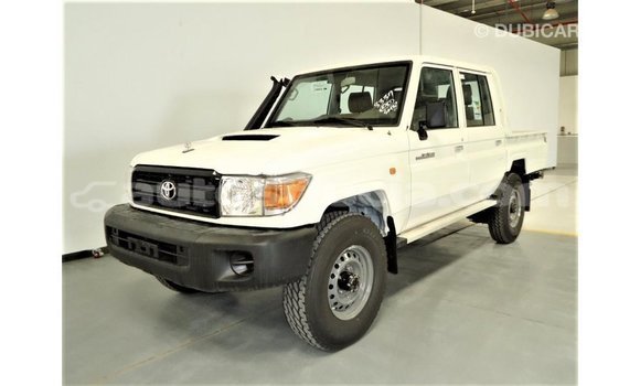 Buy Import Toyota Land Cruiser White Car in Import - Dubai in Anse-la-Raye Buy Import Toyota Land Cruiser White Car in Import - Dubai in Anse-la-Raye