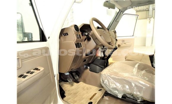 Buy Import Toyota Land Cruiser White Car in Import - Dubai in Anse-la-Raye Buy Import Toyota Land Cruiser White Car in Import - Dubai in Anse-la-Raye